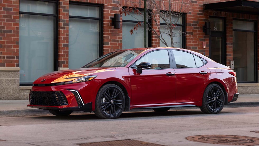 Toyota'dan Çağrı: Japon Otomobil Üreticileri İş Birliği Yapmalı