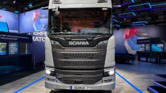 Scania SUPER A4x2NB 430R önden görünüm