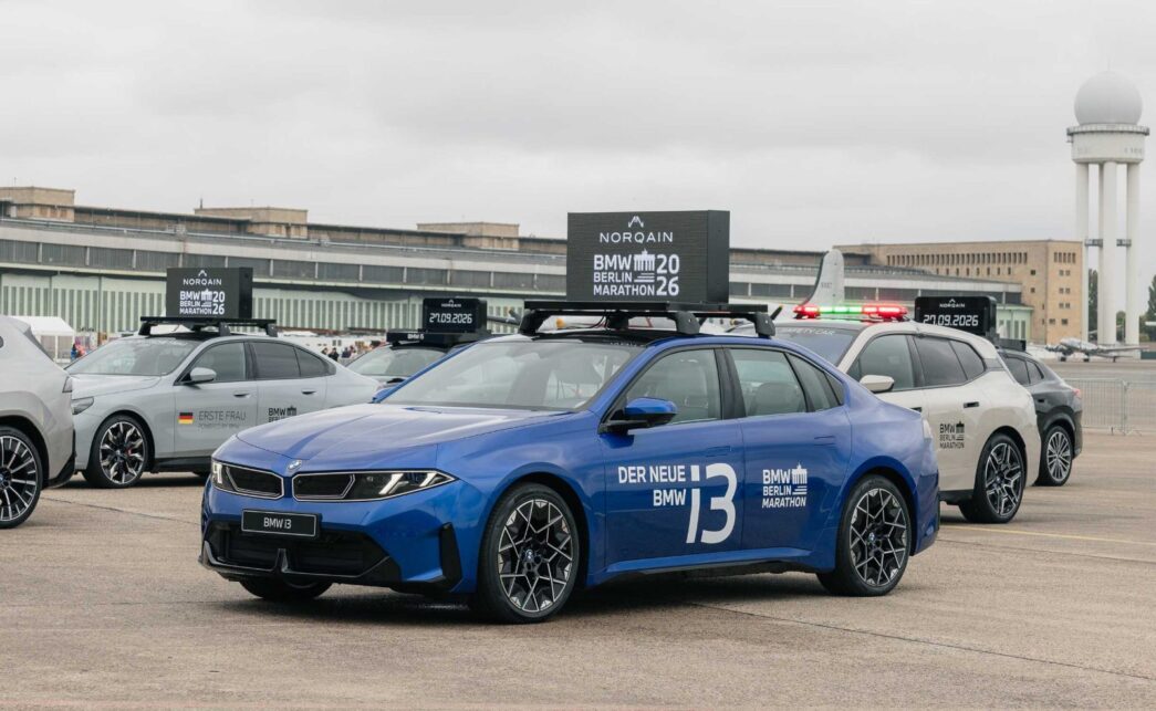Yeni BMW i3 BMW BERLIN-MARATHON lider aracı