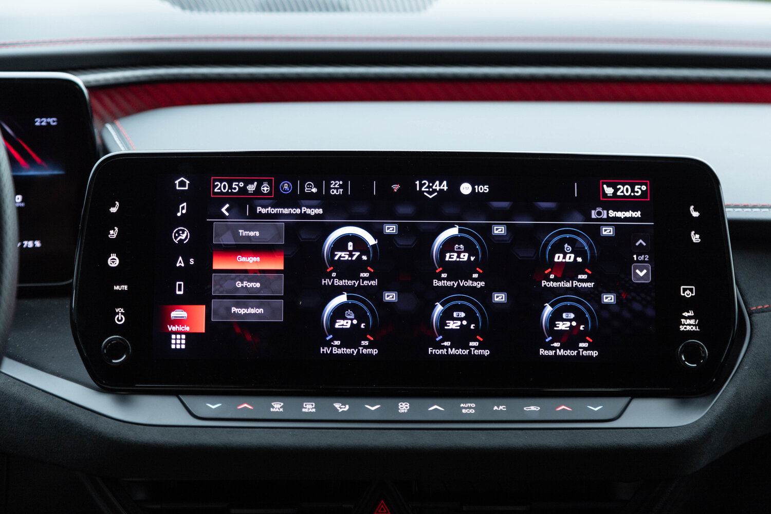 Yeni Dodge Charger Daytona Performance Pages ekranı